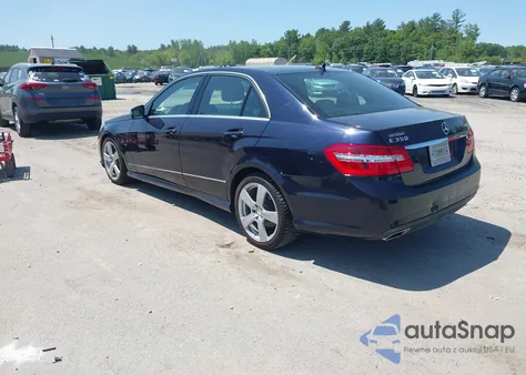 2010 Mercedes-Benz E 350 4Matic из США, поврежденный, VIN WDDHF8HB9AA137803